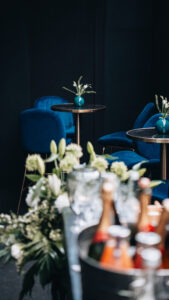 Photo événement du Salon Prestige Auto a Beaunes avec le mobilier de 126 Events